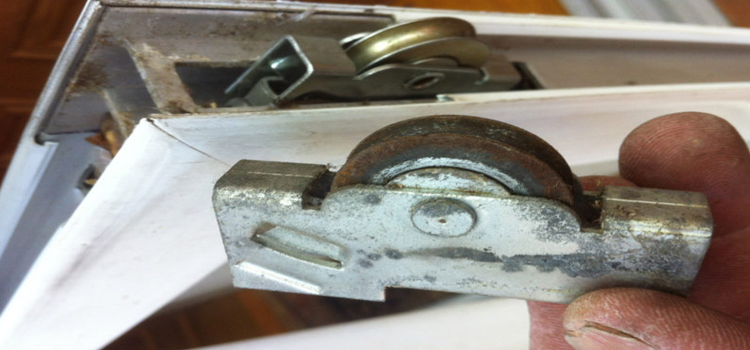 screen door roller repair in Pedley